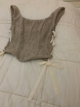 Carica l'immagine nel visualizzatore di Gallery, handmade