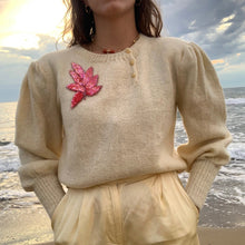 Carica l'immagine nel visualizzatore di Gallery, Vintage puffed sleeves sweater