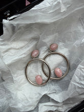 Carica l'immagine nel visualizzatore di Gallery, Orecchini vintage “blush orbita”
