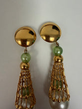 Load image into Gallery viewer, Orecchini vintage “The Golden Cage”
