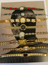 Load image into Gallery viewer, Orologio vintage gold
