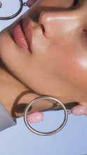 Carica l'immagine nel visualizzatore di Gallery, Orecchini vintage “blush orbita”
